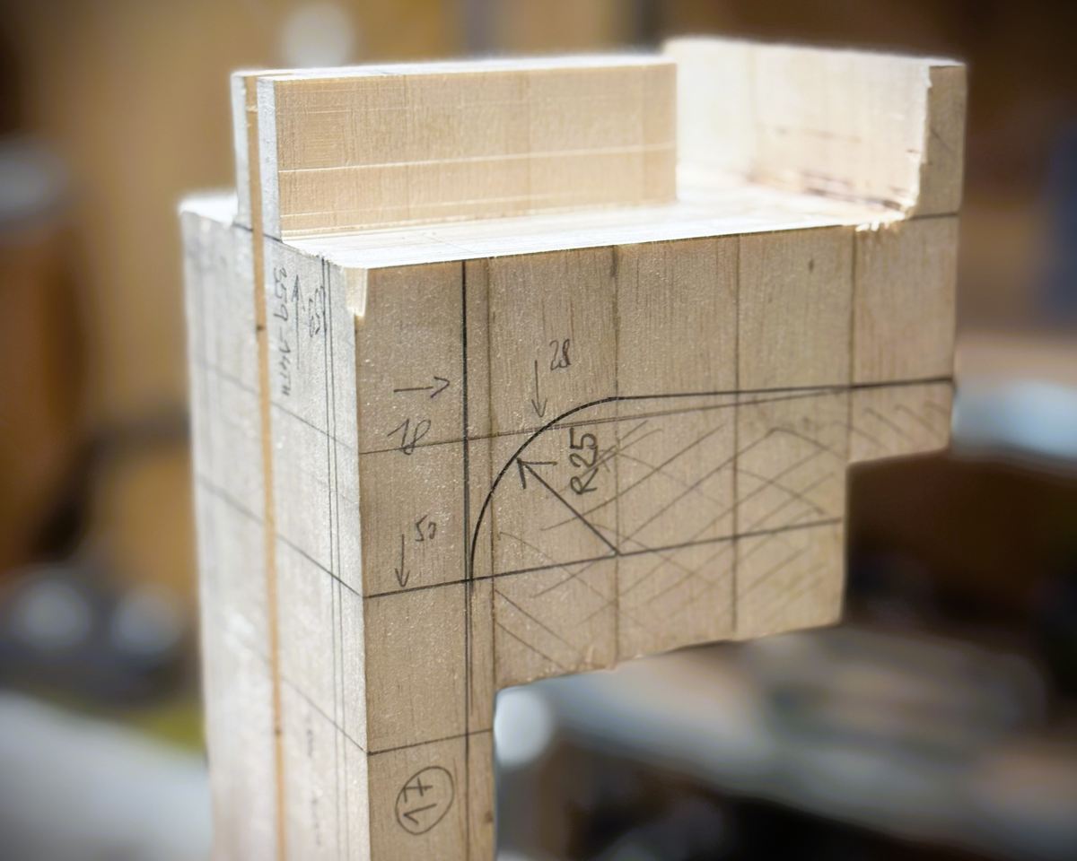 Making the neck and fingerboard &ndash; photograph 4 of 10